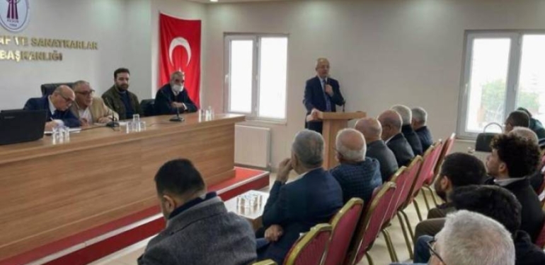 Tunç Yeniden Marangozlar Odası Başkanı Seçildi