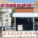 mardin-buyuksehir-belediyesi-ne-operasyon-10-gozalti-_87f054543a400e37f824