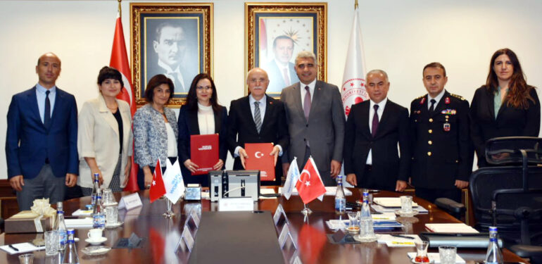 BM ile İçişleri Bakanlığı kadınlara yönelik şiddetle mücadelede iş birliği yapacak.
