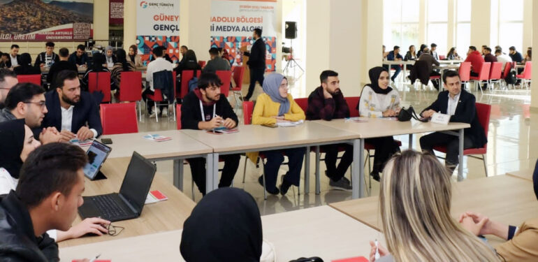 Genç Türkiye Forumu Mardin’de Başladı 