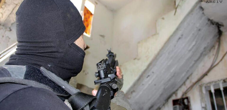 3 İlçede DEAŞ’a operasyon