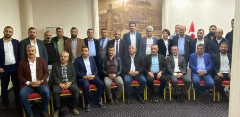 Aydoğan İstanbul’da Mardin Derneklerini Ziyaret Etti