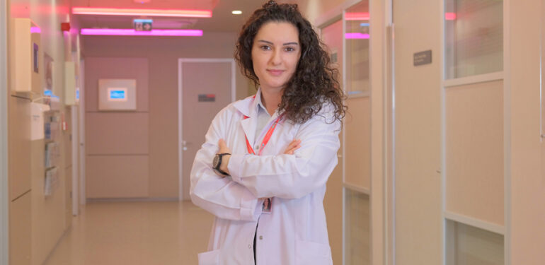 Kadına yönelik şiddetle mücadelede aile, “psikolojik” yönden güçlendirilmeli