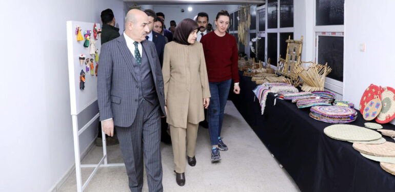 Vali Demirtaş’tan Kadın Kooperatiflerine Ziyaret