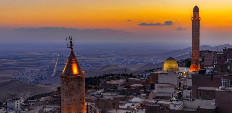 Üç aylar pazartesi günü başlıyor