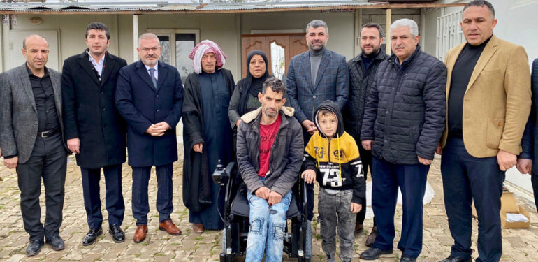 Kılıç, İhtiyaç Sahiplerine Akülü Tekerlekli Sandalye Hediye Etti