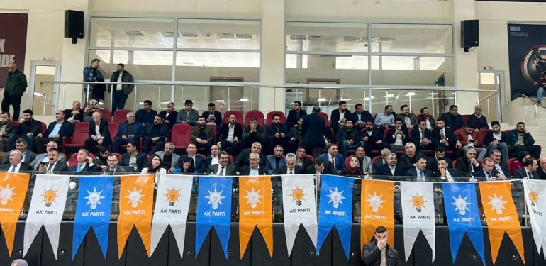 AK Parti Mardin aday adayları temayül yoklaması gerçekleştirildi