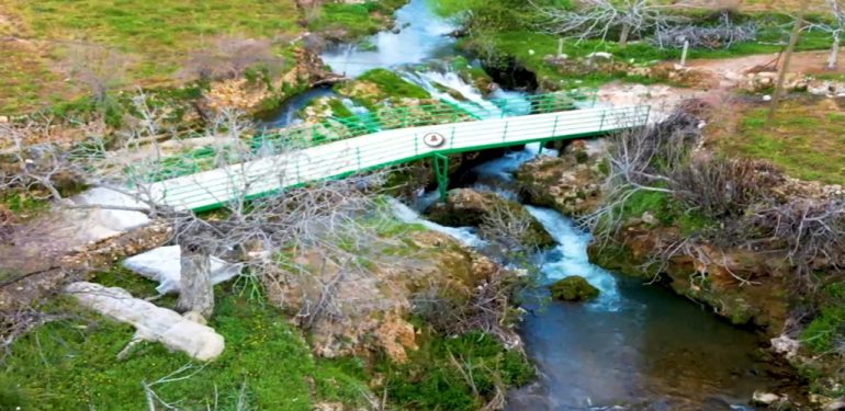 Yedikardeş Köyü’nde ulaşımı kolaylaştırmak için köprü yapıldı