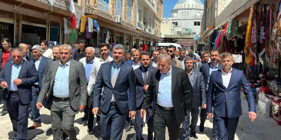 AK Parti adayı Faruk Kılıç’tan Midyat’ta gövde gösterisi
