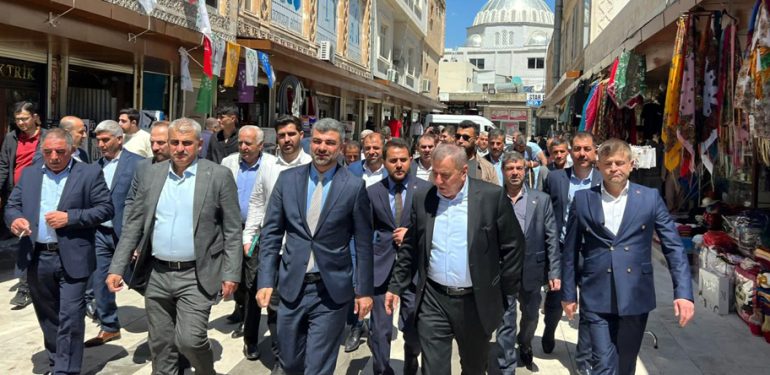 AK Parti adayı Faruk Kılıç’tan Midyat’ta gövde gösterisi