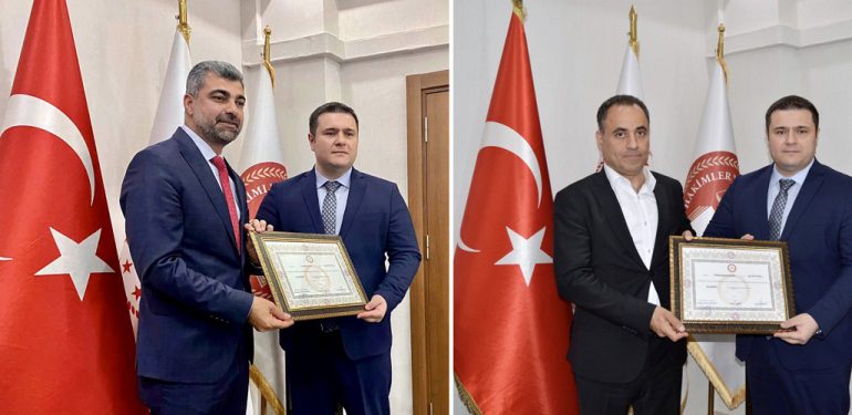 AK Parti Mardin milletvekilleri mazbatalarını aldı