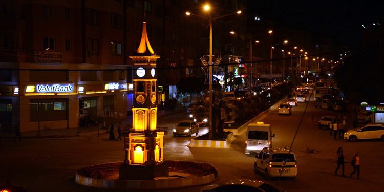Kızıltepe saat kulesine kavuştu