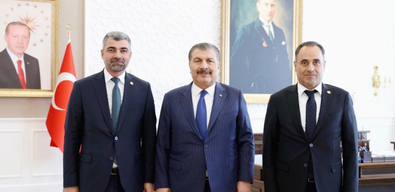 Bakanı Koca, Sağlık yatırımların hızlandırılması için talimat verdi