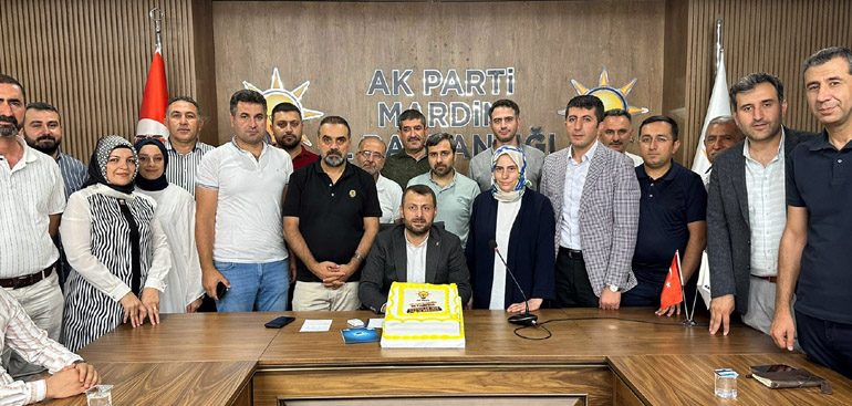 Ak Parti Mardin teşkilatı kuruluşunun 22. Yıl dönümünü kutladı