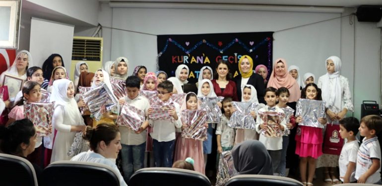 Kur’an Kursu Öğrencilerine Hatim Programı Düzenlendi