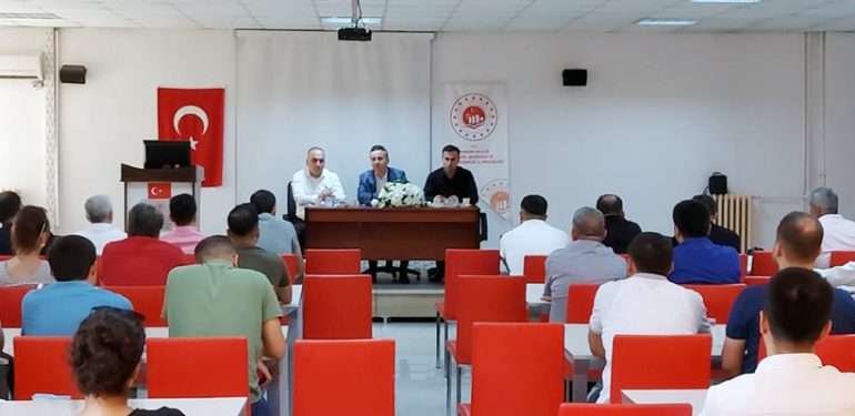 Mardin’de hazır beton üreticileriyle toplantı yapıldı