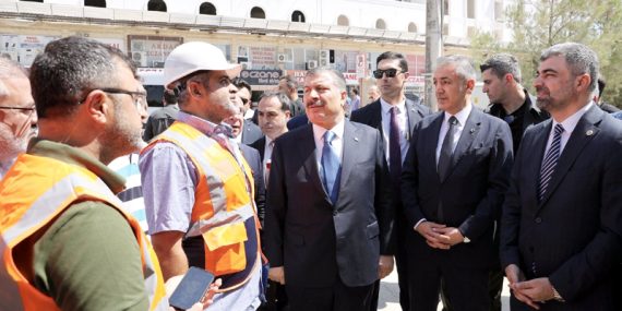 Bakan Koca Kızıltepe Devlet Hastanesi ek inşaatında incelemede bulundu