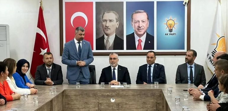 Hizmet Yolunda Durmadan Çalışmalarımıza Devam Edeceğiz