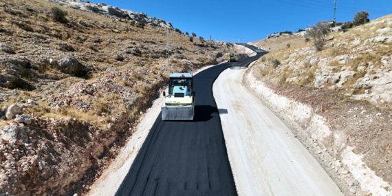 Türkmen Vadisi Alternatif Çevre Yolunda İlk Asfalt Döküldü