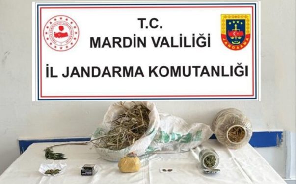 Yol kontrolünde uyuşturucu madde yakalandı, 4 kişi tutuklandı