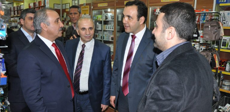 AK Parti Adayları esnafı ziyaretinde bulundu