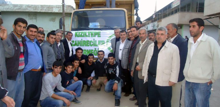 Kızıltepe Zahireciler Derneği Van Depreminde Van Halkının Yanında