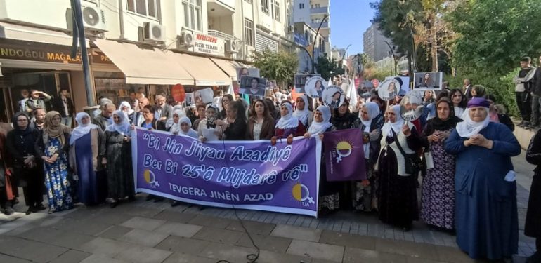 Kızıltepe’de Kadına yönelik şiddetle mücadele günü etkinliği düzenlendi