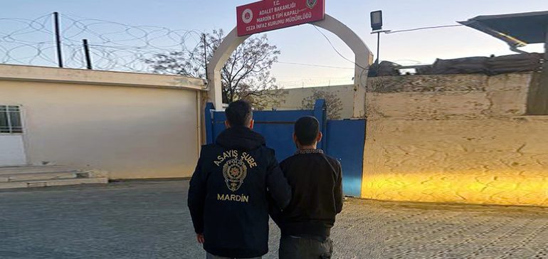Mardin’de FETÖ firarisi dahil 64 kişi yakalandı