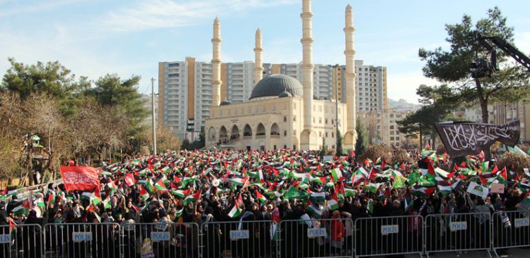 “Kudüs ve Aksa Tufanı’na Destek Mitingi” yoğun katılımla gerçekleşti