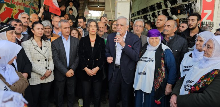 Kızıltepe’de DEM Parti’nin seçim bürosunun açılışı yapıldı