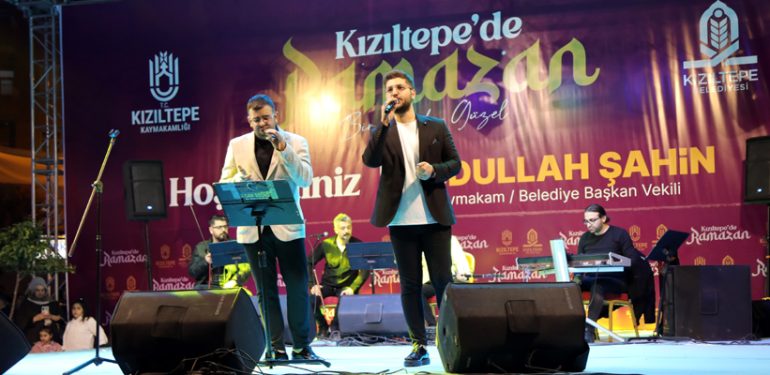 Kızıltepe’de Fırat Türkmen&Ahmet Fescioğlu ilahi konseri büyük ilgi gördü