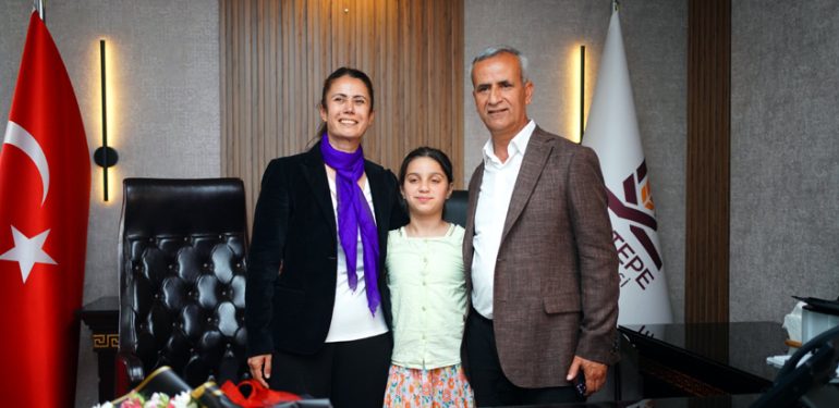 Kızıltepe Belediye Başkanı İpek görevine başladı