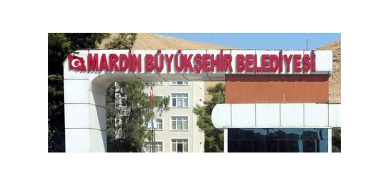 Büyükşehir Belediyesinde 4 daire başkanı daha görevden alındı
