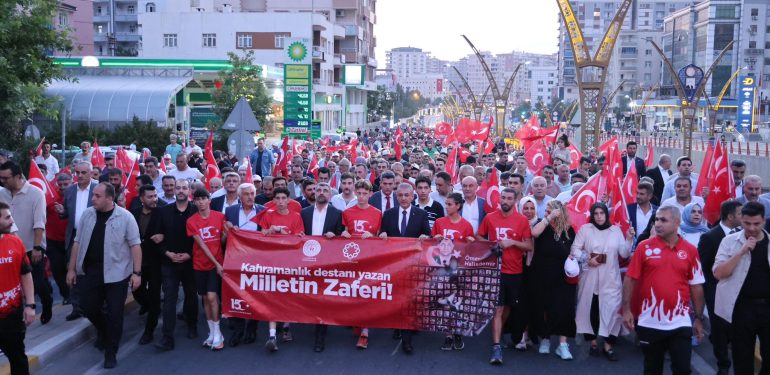Mardin’de 15 Temmuz Demokrasi Yürüyüşü