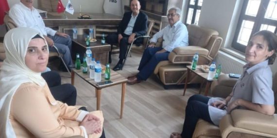 Büyükelçi Hakan Çakıl TMD’ye iade-i ziyarette bulundu