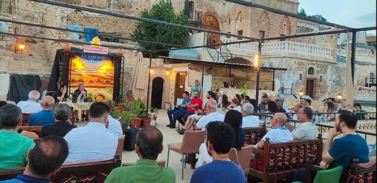 Kürtçe-Türkçe Okuma Grubu Mardin’de söyleşi yaptı
