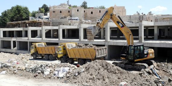 Mardin Birinci Caddede Yol Çalışması
