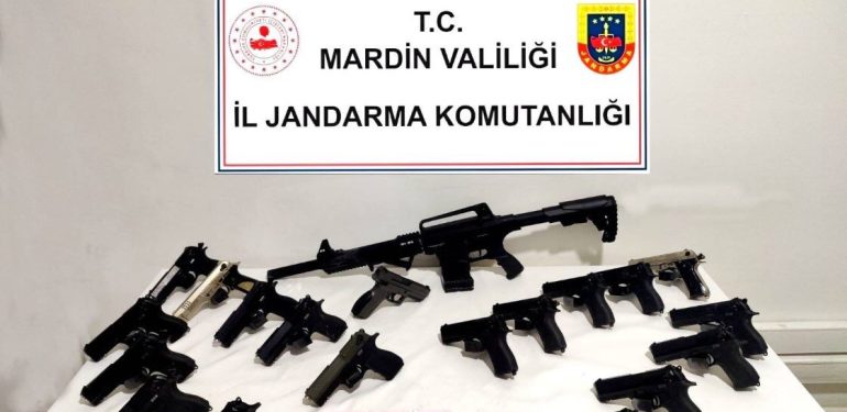 Kızıltepe’de çok sayıda ruhsatsız tabanca yakalandı