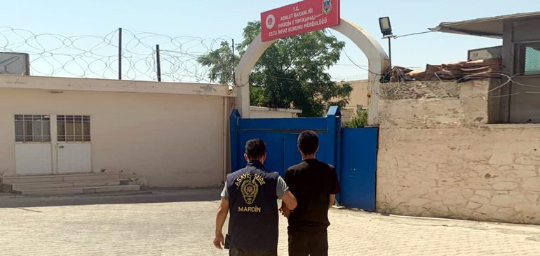 Dolandırıcılık suçundan 22 yıl hapis cezası bulunan firari yakalandı