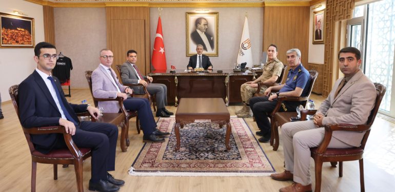 Vali Akkoyun, Kızıltepe ilçesini ziyaret etti