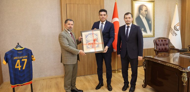 İl Müftüsü Türkmen, Kızıltepe Kaymakamı Şahin’i ziyaret etti