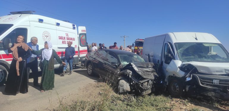 YRP Büyükşehir adayı Atmaca trafik kazasında ağır yaralandı