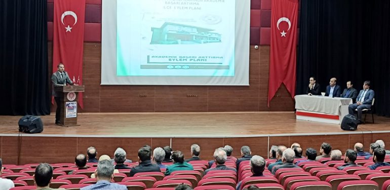 Kızıltepe’de eğitimde başarıyı artırma eylem planı toplantısı yapıldı