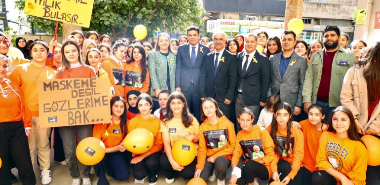 Kaymakam Şahin lösemili çocuklar haftası programına katıldı