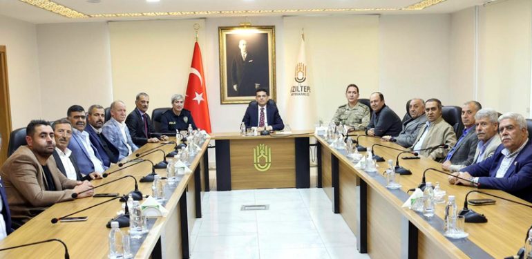 Kaymakam Şahin muhtarlarla toplantı gerçekleştirdi