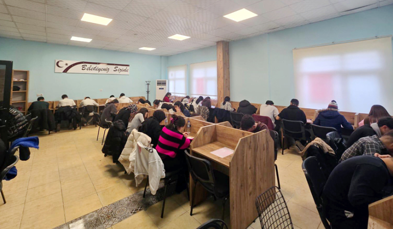 Kızıltepe’de TYT deneme sınavı yapıldı