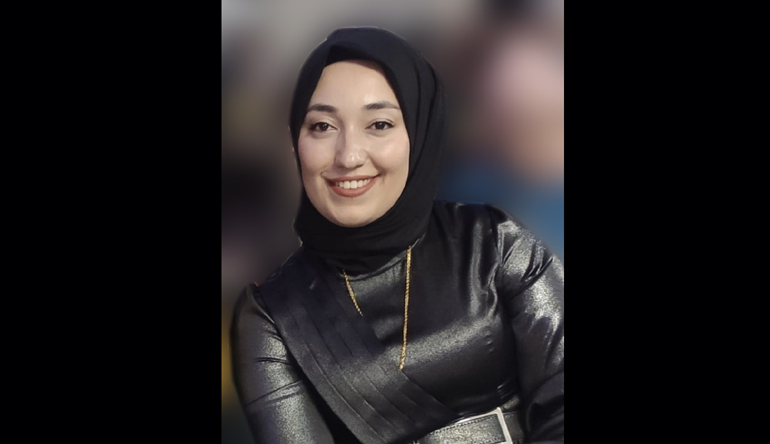 Genç Öğretmen İkiz bebeklerini dünyaya getirirken hayatını kaybetti