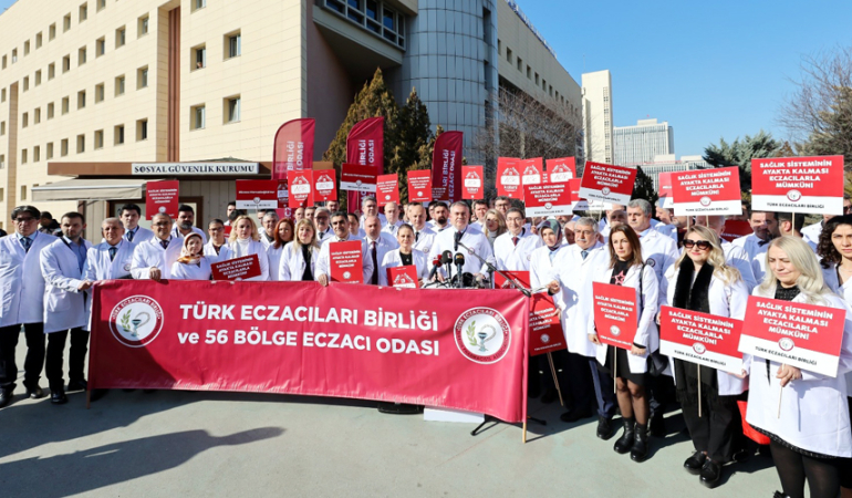 Haklı taleplerimiz karşılansın, sağlık kapınız açık kalsın!