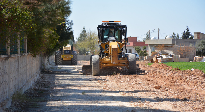 Kızıltepe Belediyesi Yeni yol çalışmalarını sürdürüyor
