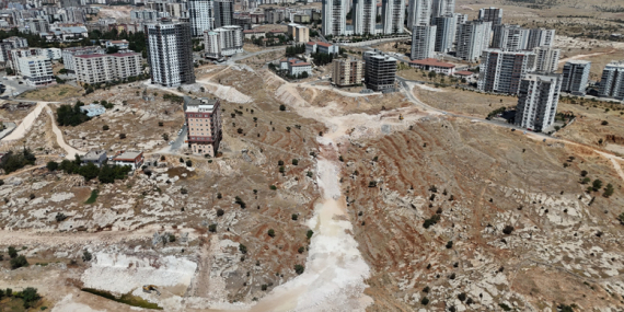 Vali Ozan Caddesi’nin Yükünü Azaltacak Alternatif Yol İçin Çalışmalar Başladı